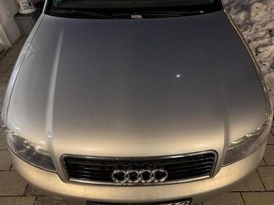 Gebraucht Audi A4 131 PS (96 kW) 2002 Silber Limousine