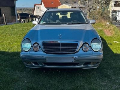 Mercedes E430