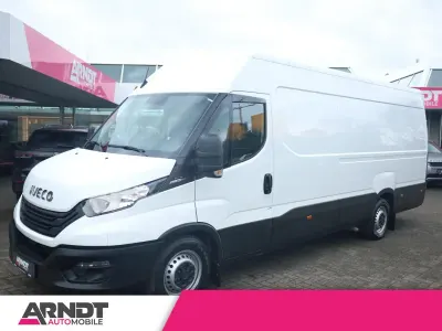 Gebraucht Iveco Daily 155 PS (114 kW) 2024 Weiß ic 194 Limousine