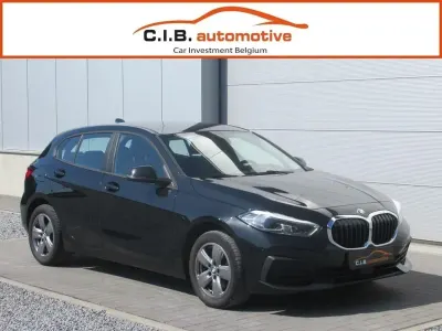 Gebraucht BMW 118 136 PS (100 kW) 2022 Schwarz Limousine