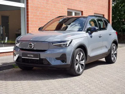 Gebraucht Volvo XC40 Plus 169 kW (231 PS) 2023 Grau SUV