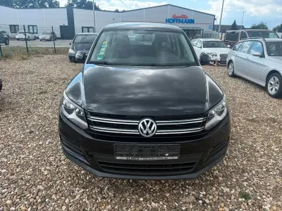 Gebraucht VW Tiguan Trendline 122 PS (89 kW) 2014 Schwarz SUV
