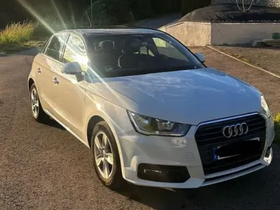 Gebraucht Audi A1 Sportback 95 PS (69 kW) 2015 Weiß Kleinwagen