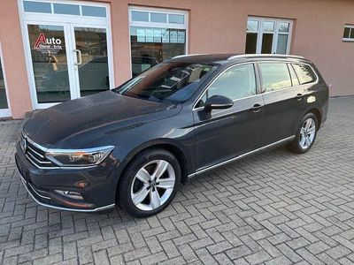 Gebraucht VW Passat Elegance 190 PS (139 kW) 2019 Grau Kombi