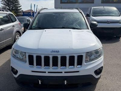 Gebraucht Jeep Compass Limited 136 PS (100 kW) 2011 Weiß SUV
