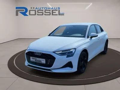 Nowe Audi A3 Advanced 150 KM (110 kW) 2026 Biały Sedan/Limuzyna