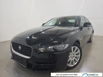 Gebraucht Jaguar XE Prestige 179 PS (131 kW) 2018 Schwarz Limousine