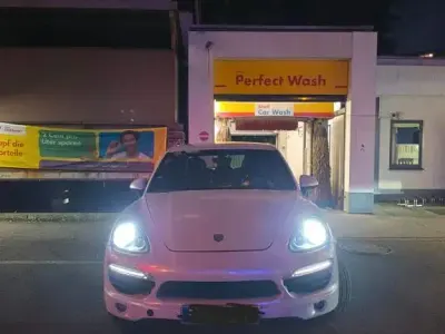 Gebraucht Porsche Cayenne Diesel 245 PS (180 kW) 2012 Weiß SUV