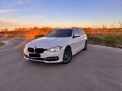 Gebraucht BMW 318 Sport Line 150 PS (110 kW) 2018 Weiß Kombi