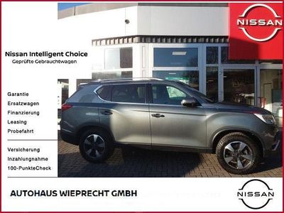 Grau Gebraucht 2018 Ssangyong (KGM) Rexton Quartz SUV | 21.900 € (Teuer)