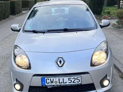 Gebraucht Renault Twingo 75 PS (55 kW) 2010 Silber Kleinwagen