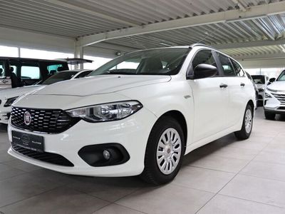 gebraucht Fiat Tipo Kombi Pop Pop1,4 Ltr. - 70 kW 70 kW (95 ...