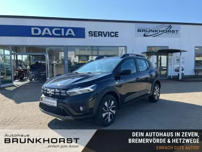 Nowe Dacia Sandero Expression 101 KM (74 kW) 2026 Czarny Hatchback