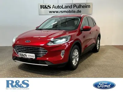 Gebraucht Ford Kuga Titanium 151 PS (111 kW) 2022 Rot SUV