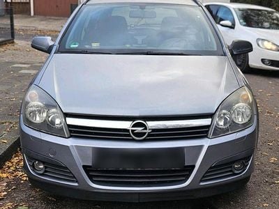 Gebraucht Opel Astra 90 PS (66 kW) 2005 Silber Kombi