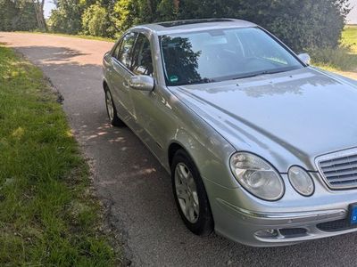 Mercedes E220
