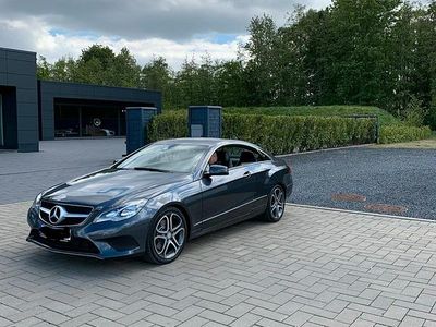 Mercedes E200