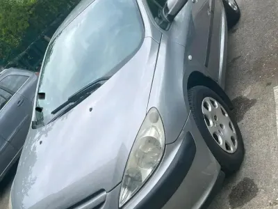 Gebraucht Peugeot 307 110 PS (80 kW) 2005 Limousine