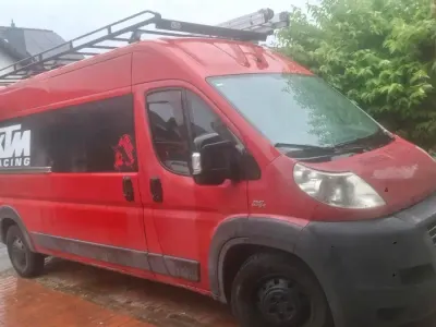 Gebraucht Fiat Ducato 158 PS (116 kW) 2010 Rot Van