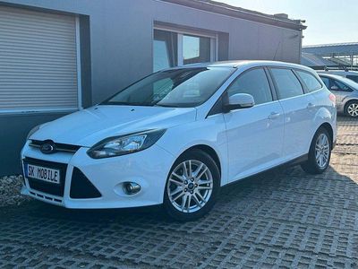 Gebraucht Ford Focus Titanium 95 PS (69 kW) 2012 Weiß Kombi