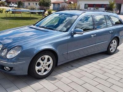 Mercedes E320