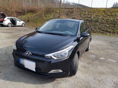 gebraucht Hyundai i20 1.2 - Active, Unfallfrei, Scheckheft