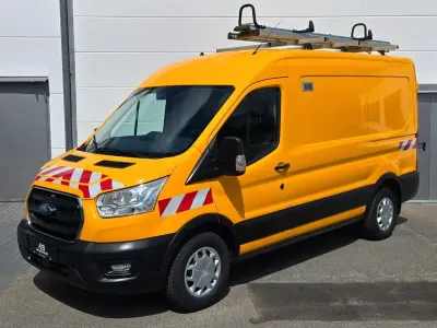 Gebraucht Ford Transit 131 PS (96 kW) 2021 Orange Van