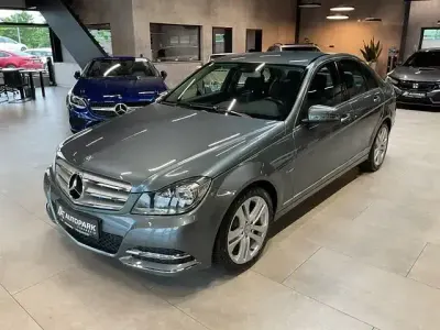 Gebraucht Mercedes C180 Avantgarde 156 PS (114 kW) 2011 Alabandingrau Limousine