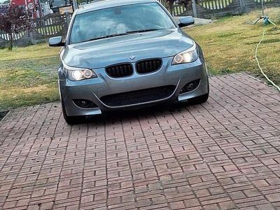 Gebraucht BMW 550 M Sport 367 PS (269 kW) 2010 Grau Limousine