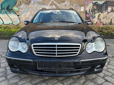 Gebraucht Mercedes C200 122 PS (89 kW) 2006 Schwarz Kombi
