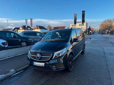 Usata Mercedes V300 AMG 237 CV (174 kW) 2022 Nero Monovolume