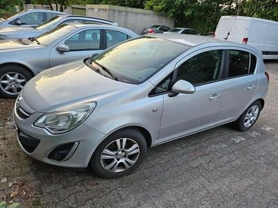 Gebraucht Opel Corsa 85 PS (62 kW) 2011 Silber Kleinwagen