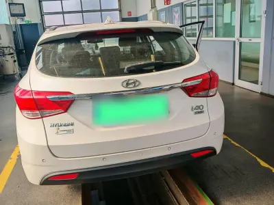 Usata Hyundai i40 136 CV (100 kW) 2014 Bianco Station wagon