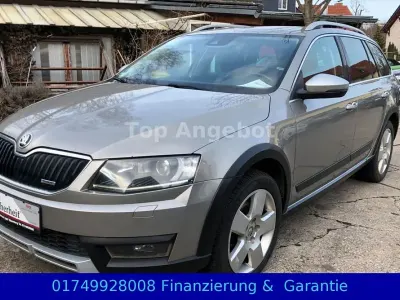 Gebraucht Skoda Octavia Scout 4x4 184 PS (135 kW) 2014 Beige Kombi