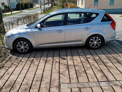 Usata Kia Ceed Sportswagon 122 CV (89 kW) 2012 Argento Station wagon