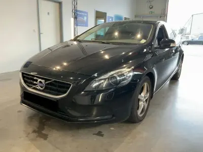 Gebraucht Volvo V40 You! 150 PS (110 kW) 2016 Schwarz Limousine