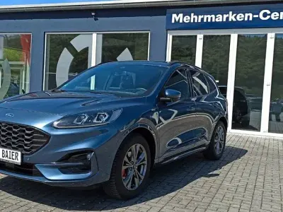 Używany Ford Kuga ST-Line X 150 KM (110 kW) 2021 Niebieski SUV