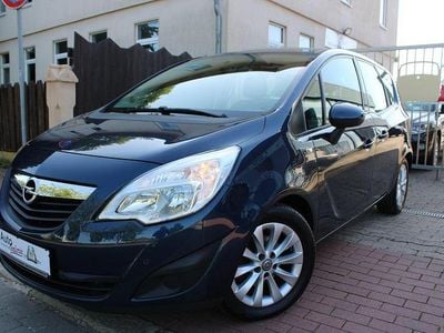 Blau Gebraucht 2013 Opel Meriva Active Van / Kleinbus | 5.590 € (Fairer Preis)
