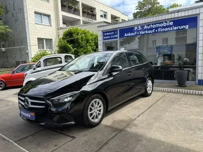 Gebraucht Mercedes B200 163 PS (119 kW) 2019 Schwarz Kleinwagen