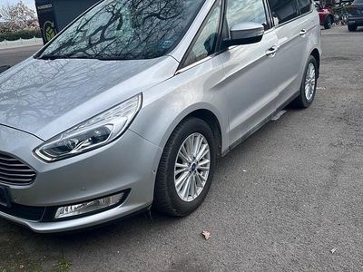 Second-hand Ford Galaxy 160 CP (117 kW) 2018 Argintiu Monovolum