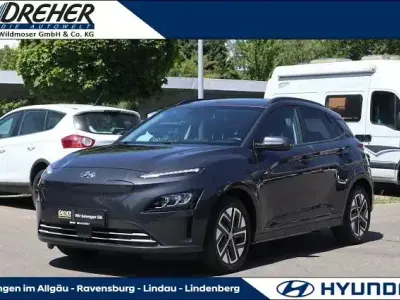 Gebraucht Hyundai Kona Trend 150 kW (204 PS) 2022 Dark knight SUV