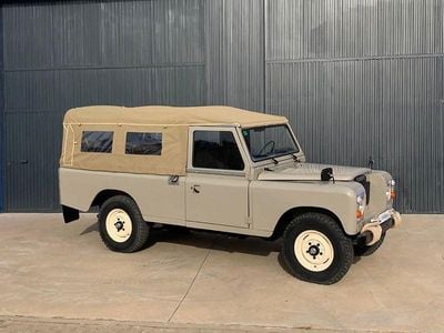 Gebraucht Land Rover 3 63 PS (46 kW) 1984 Beige Pickup