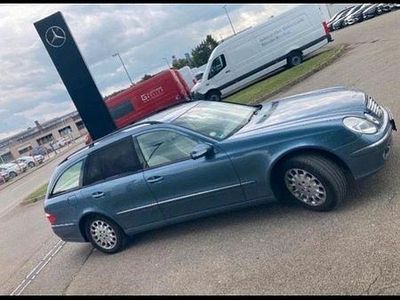 Mercedes 220