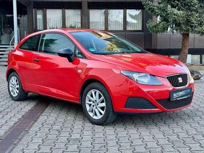Gebraucht Seat Ibiza Basis 60 PS (44 kW) 2011 Rot Kleinwagen