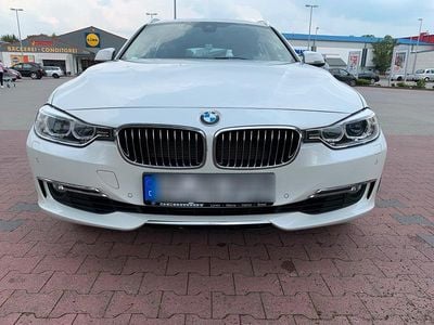 Gebraucht BMW 330 Luxury Line 258 PS (189 kW) 2014 Weiß Kombi
