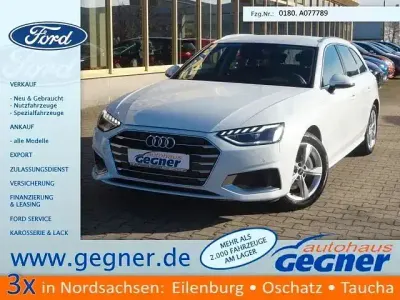 Używany Audi A4 Advanced 204 KM (150 kW) 2023 Biały Kombi