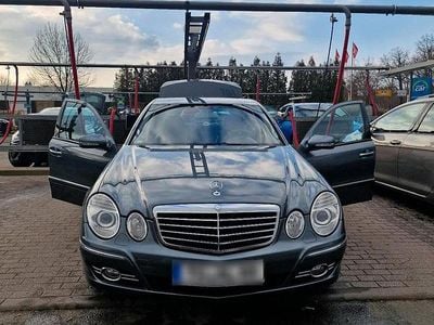 Brugt Mercedes E320 Avantgarde 225 HK (165 kW) 2007 Grå Sedan