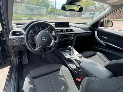 gebraucht BMW 320 d xDrive Advantage Automatic Advantage