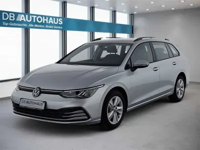 Gebraucht VW Golf VIII Life 110 PS (80 kW) 2023 Silber Kombi