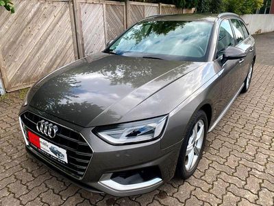 Grau Gebraucht 2022 Audi A4 Advanced Kombi | 23.000 € (Fairer Preis)